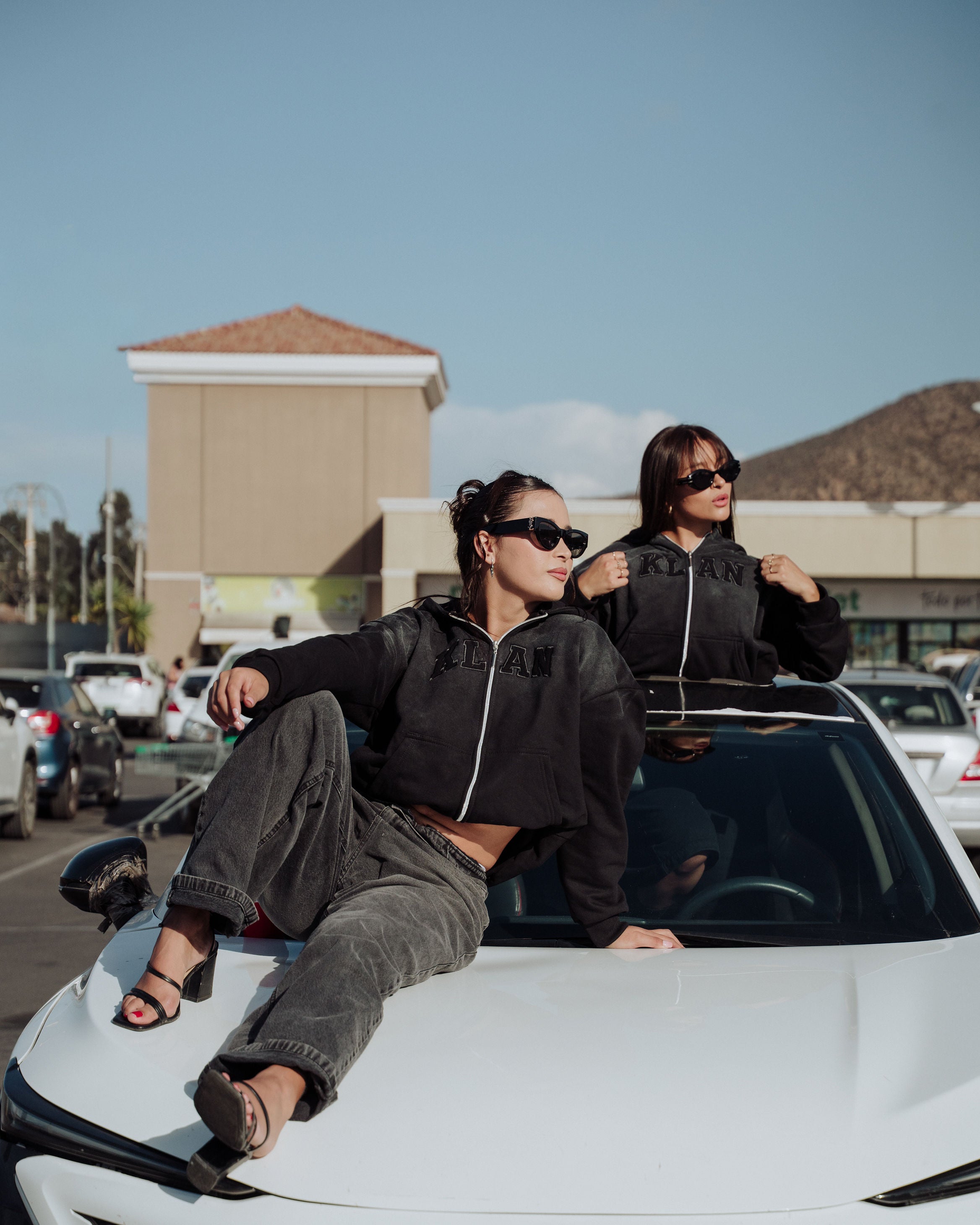 KLAN ZIP HOODIE - BLACK